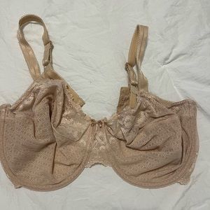 Like new Wacoal lifting bra
